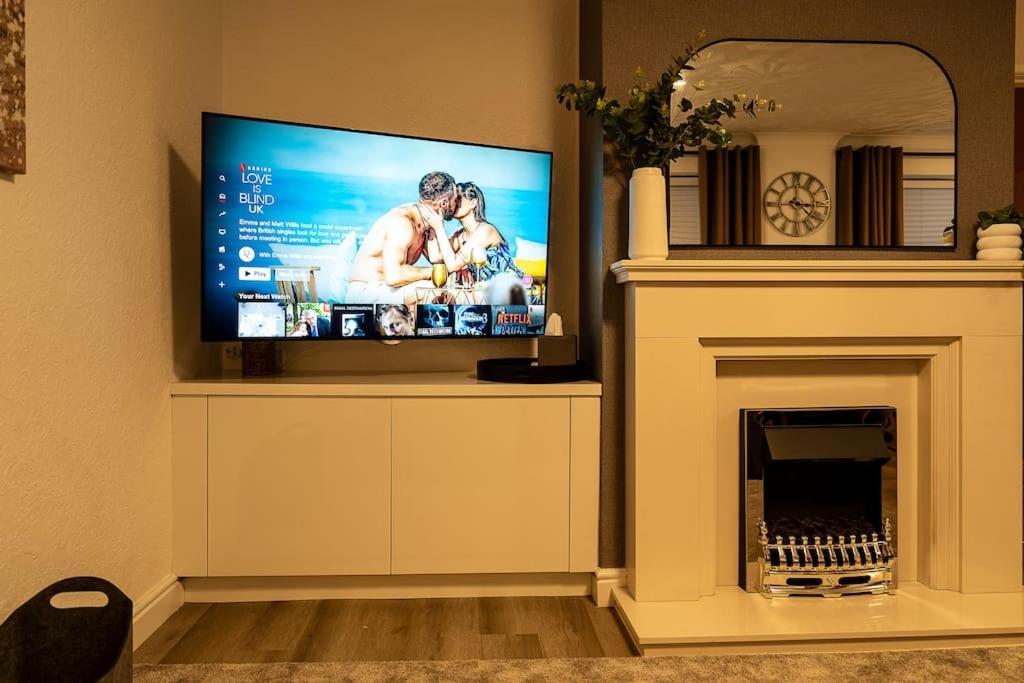Entire Bungalow In Rawmarsh Ngoại thất bức ảnh